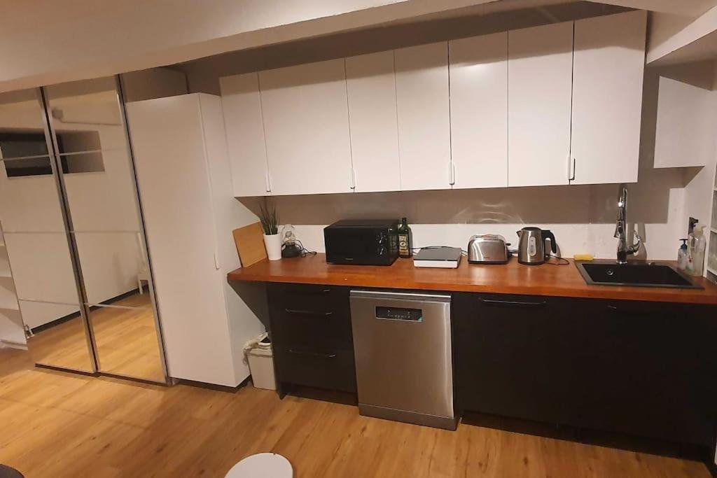 טאלין Dana-Entire Apartment Very Quiet And Central 2 מראה חיצוני תמונה
